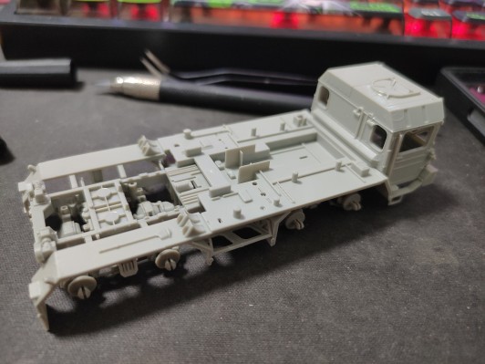 编号:07196 1/72 装甲车辆系列 德国SLT -56象式拖车牵引56t半挂车