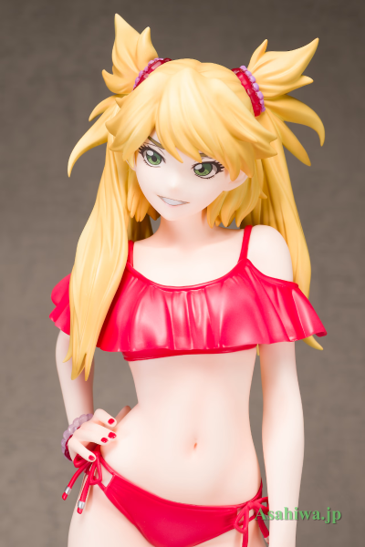 龙与魔女 妮内·斯邦库尔 泳装版