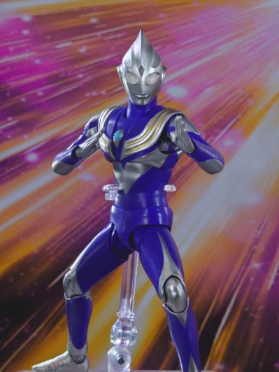 S.H.Figuarts（真骨雕制法） 迪迦奥特曼 空中型