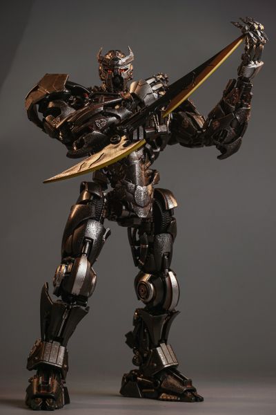 AMK PRO系列 变形金刚：超能勇士崛起 天灾