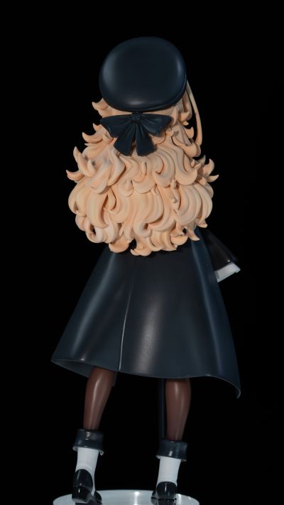 蔚蓝档案 拄拐笑面教授