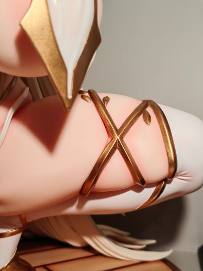 生命的塞拉斯蒂娅白精灵 ELF 增能版