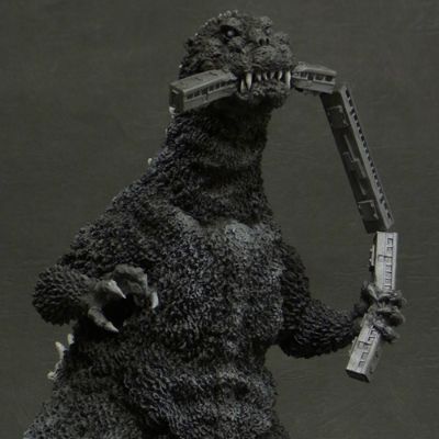 东宝30厘米系列 哥斯拉1954 初代哥斯拉“咬电车版”少年ric限定版