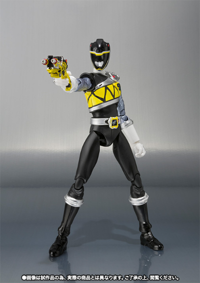 S.H.Figuarts 强龙黑与强龙粉