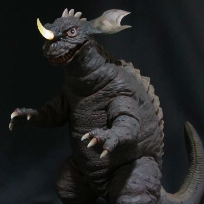 东宝30CM系列 巴拉贡（1968）发光ver. WF2014冬 纪念商品