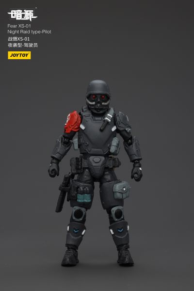 战慑XS-01 夜袭型-驾驶员