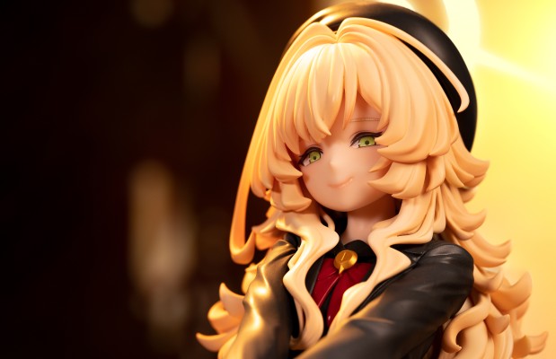 蔚蓝档案 拄拐笑面教授