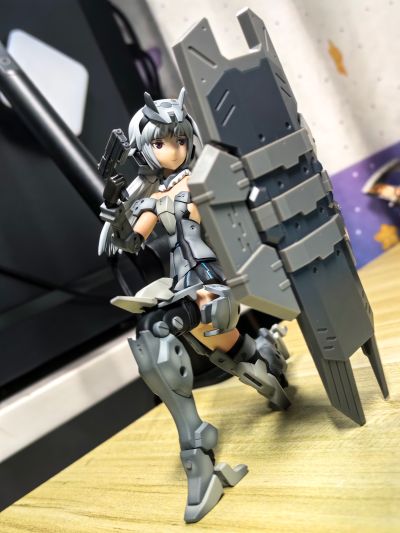 M.S.G.   武器组件 10 倍数盾牌