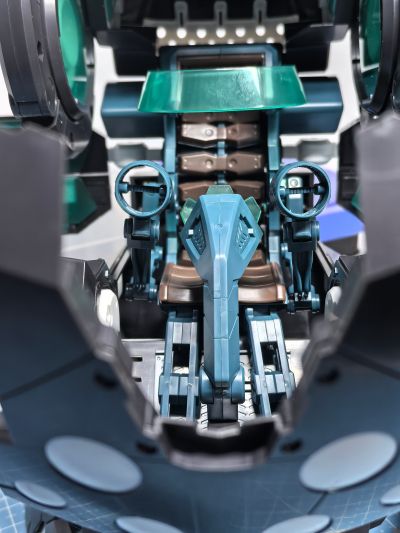 M.S.G 巨神机甲 指令控制舱