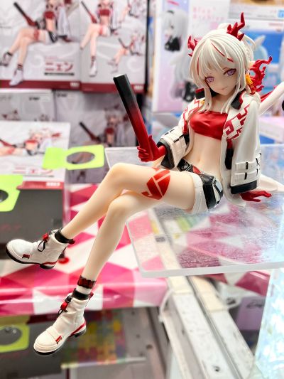 明日方舟  压泡面人偶—年·能量联结款—