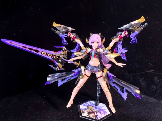 女神装置 BUSTER DOLL 圣骑士 黑暗之爪