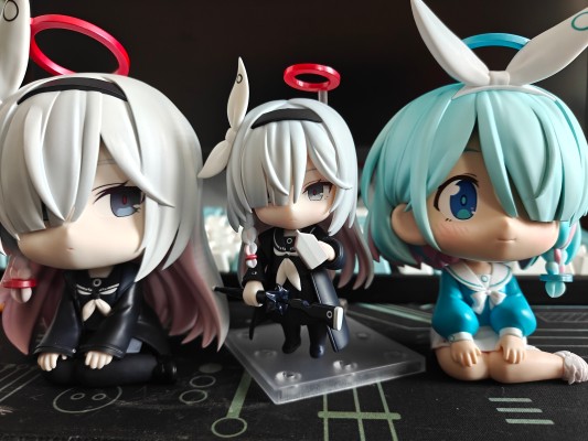 蔚蓝档案 坐姿人偶-普拉娜-