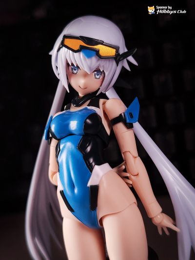 机甲少女 短剑 泳装