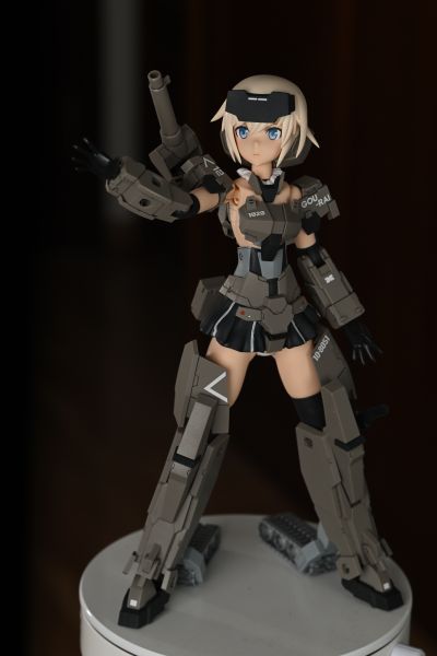 机甲少女 大比例 轰雷