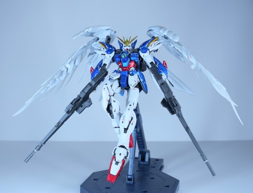 MG  1/100 高达基地专属商品  飞翼高达零式·无尽的华尔兹 Ka版 [钛金质感]