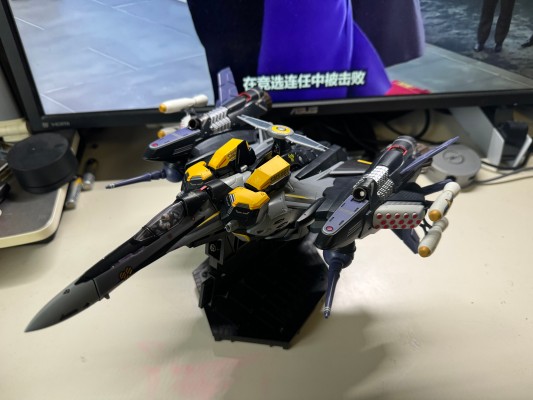 DX超合金 VF-25S 装甲型弥赛亚女武神（奥兹玛·李专用）重生版