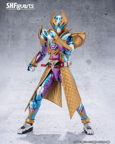 S.H.Figuarts 假面骑士加布 凛冽雪酪冰卫形态