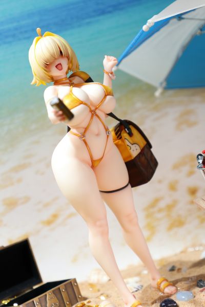 沙滩上的丰满肉体——伊莱格