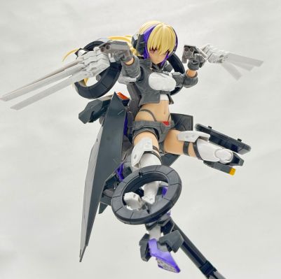 机甲少女 驱狼九式