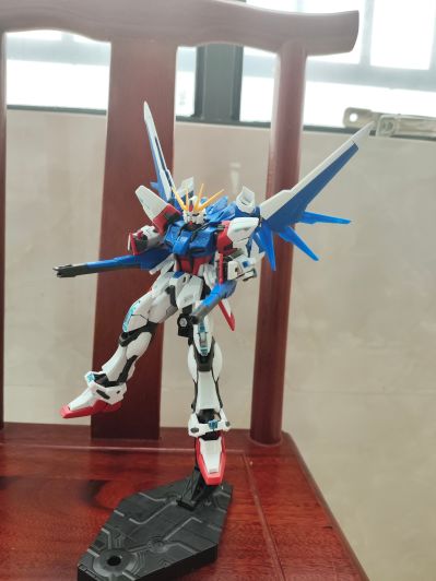 RG 1/144  GAT-X105B/FP 全装备型创制强袭高达