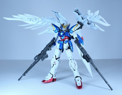 MG  1/100 高达基地专属商品  飞翼高达零式·无尽的华尔兹 Ka版 [钛金质感]