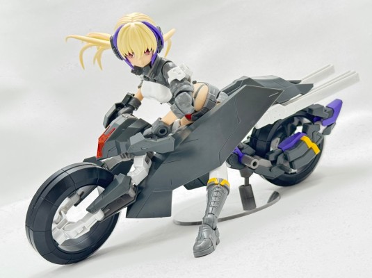 机甲少女 驱狼九式