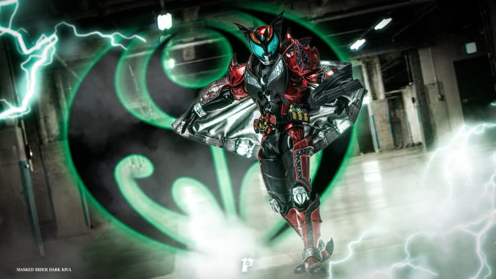 S.H.Figuarts（真骨雕制法）假面骑士蛇牙+假面骑士暗黑月骑