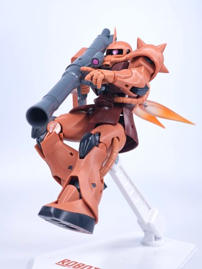 ROBOT魂＜机动战士系列＞ MS-06S 夏亚专用扎古 剧中版