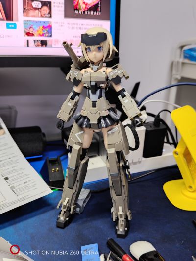 机甲少女 大比例 轰雷