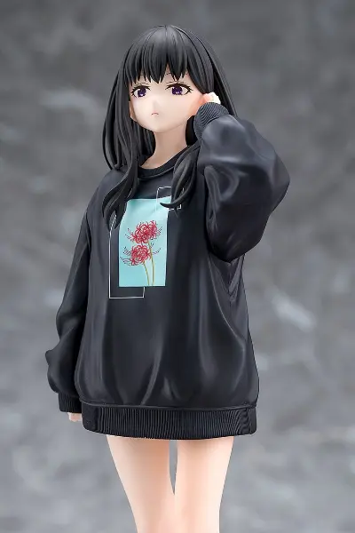 莉可丽丝 井上泷奈 Oversize运动衫