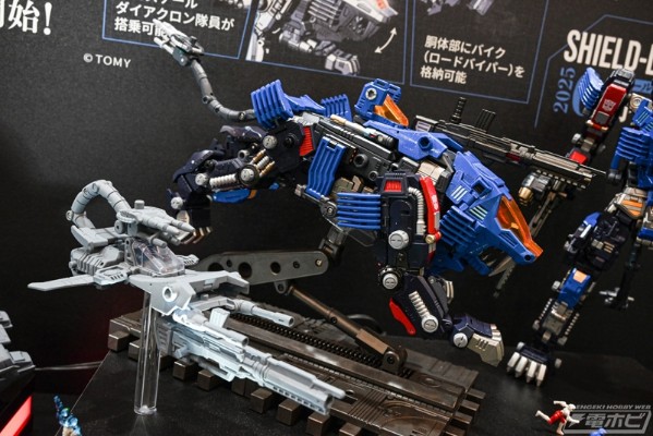 戴亚克隆 擎天柱 重装长牙狮形态