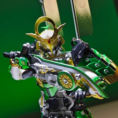 S.H.Figuarts 舞台剧 假面骑士斩月 -铠武外传- 假面骑士斩月 凯旋武装