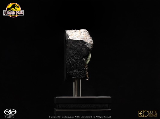 《侏罗纪公园》迅猛龙眼睛道具复制品