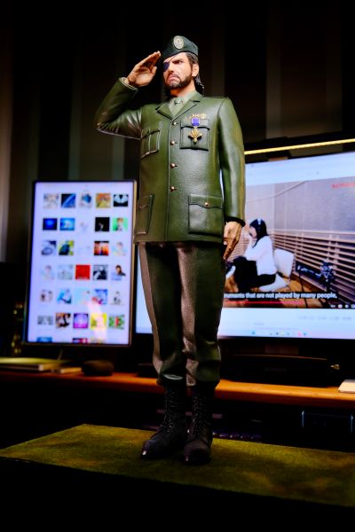 潜龙谍影3：食蛇者 Big Boss的追悼礼