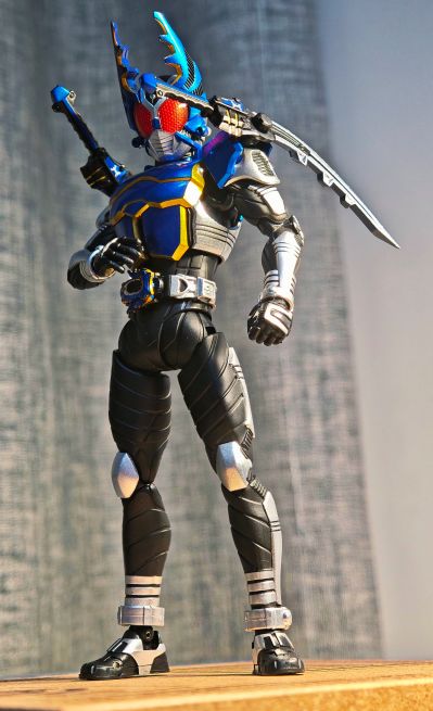 S.H.Figuarts（真骨雕制法） 假面骑士钢斗王 骑士形态 真骨雕制法10周年纪念版