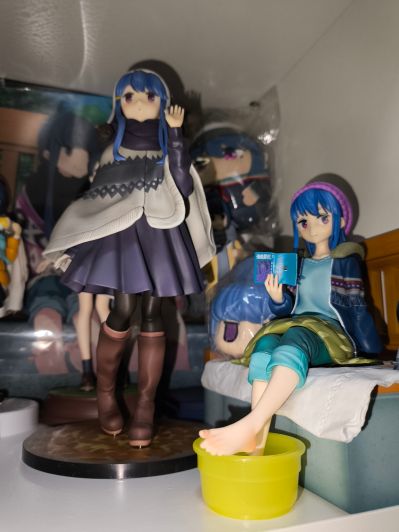 摇曳露营△ 志摩凛 四尾连湖营地