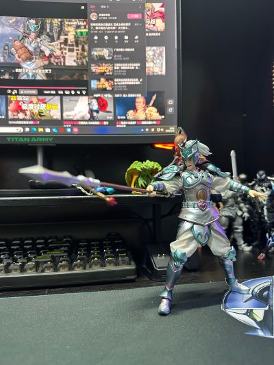 《三国演义》 1/12可动穿衣人偶 “镇东将军”赵云-赵子龙