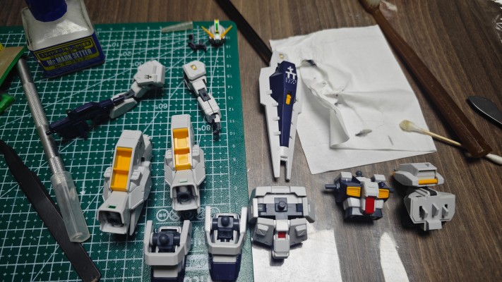 HGUC ADVANCE OF Z 提坦斯的旗下 RX-121-1 高达TR-1［海兹尔改］＆高达TR-6用扩展组件