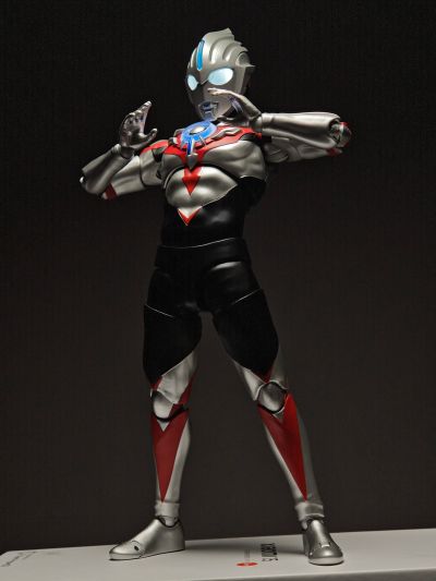 光轨迹  欧布奥特曼 欧布原生