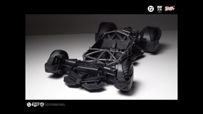 正义联盟 大本蝙蝠侠蝙蝠车 拼装模型