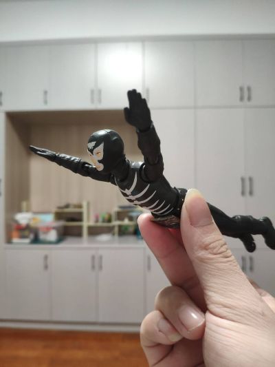 S.H.Figuarts 修卡战斗员 地狱昭和怪人版