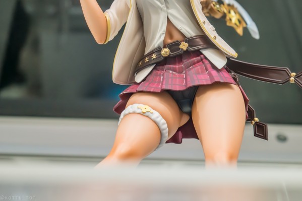 蕾斯莱莉娅娜的炼金工房 ～忘却的炼金术与极夜的解放者～ 莱莎 蕾斯莱莉学园