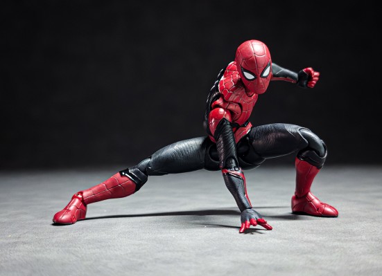 S.H.Figuarts 蜘蛛侠：英雄无归 蜘蛛侠 [升级战衣]