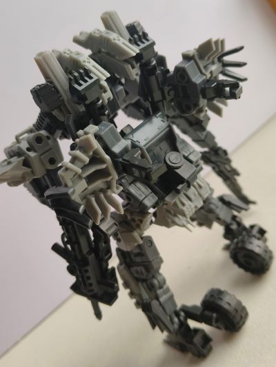 影子部队 EX01阿提拉ETZEL 与 EX02女妖HARPY