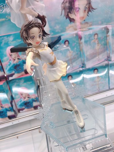 Luminasta 金牌得主 结束祈