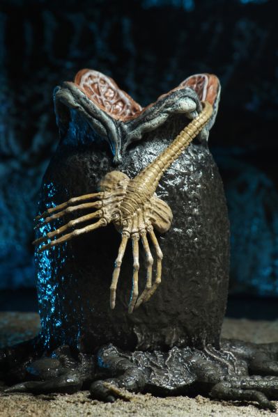 NECA《异形》40周年纪念终极版大型异形（Big Chap）