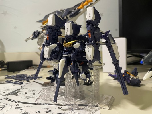 机动战士高达 重装×重奏 EX35 高达TR-6 [女王] 全装甲形态