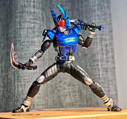 S.H.Figuarts（真骨雕制法） 假面骑士钢斗王 骑士形态 真骨雕制法10周年纪念版