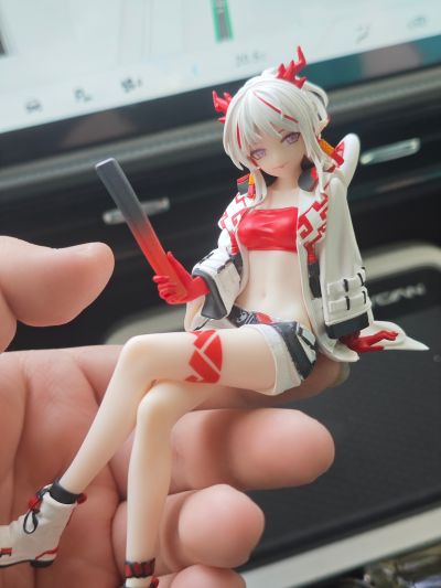 明日方舟  压泡面人偶—年·能量联结款—