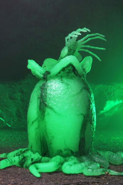 NECA 异形系列 - 夜光版 